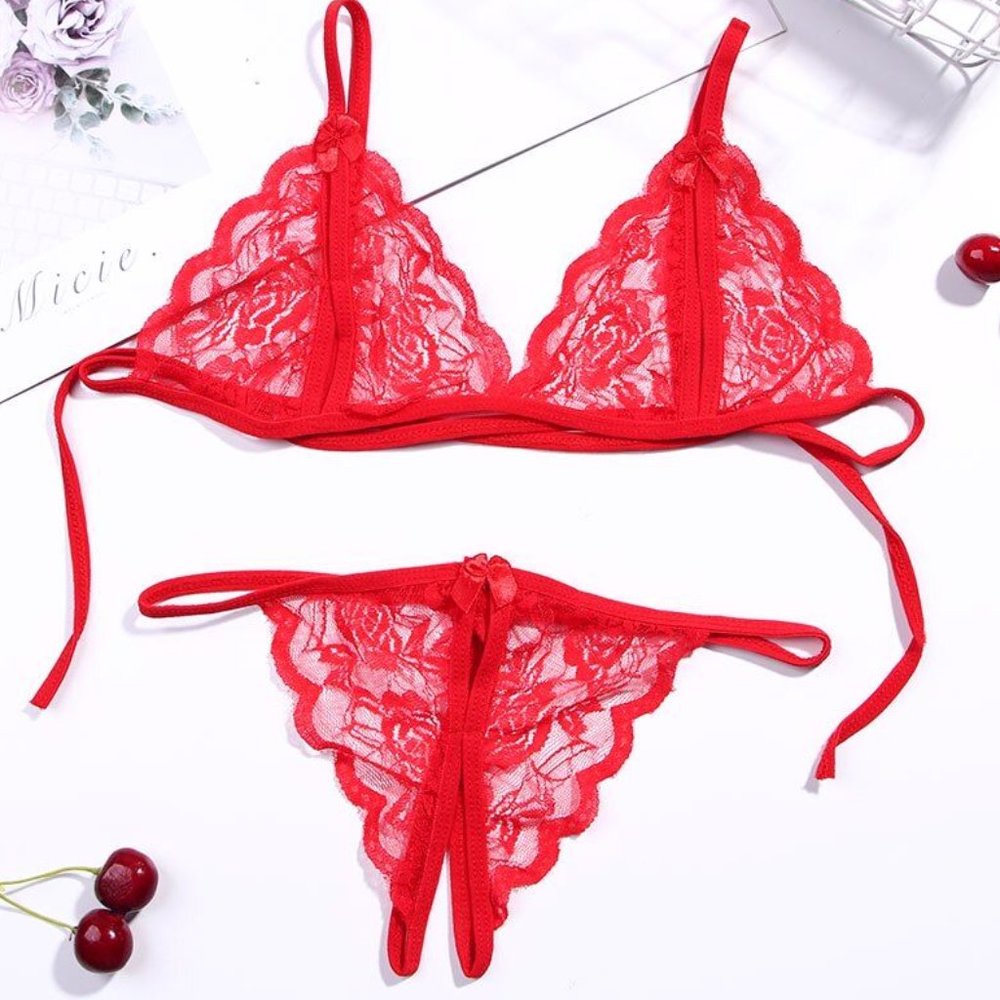Lace Bra & Crotchless Panty Set